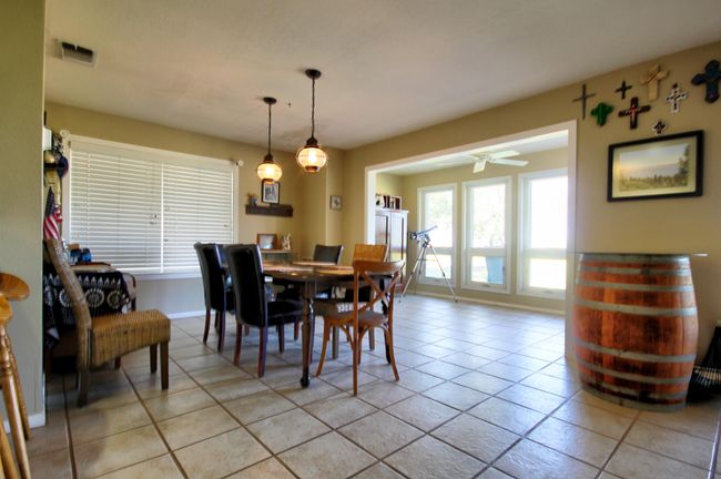 352 W Lakecrest, House other with 3 bedrooms, 3 bathrooms and null parking in Bluffton TX | Image 9