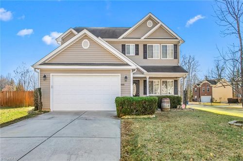 400 Walnut Crossing Dr, Whitsett, NC, 27377-9333 | Card Image