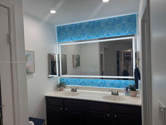 APT-111 - 995 Riverside Dr, Condo with 2 bedrooms, 2 bathrooms and null parking in Coral Springs FL | Image 14