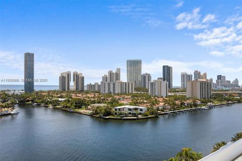 17-e-19707 Turnberry Way, Aventura, FL, 33180-2566 | Card Image