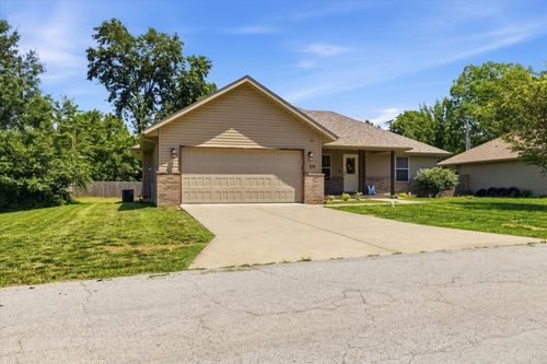 579 S Forest Lane, Republic, MO, 65738 | Card Image