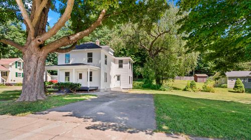 15 Sunset Ave, Milton, VT, 05468-3630 | Card Image