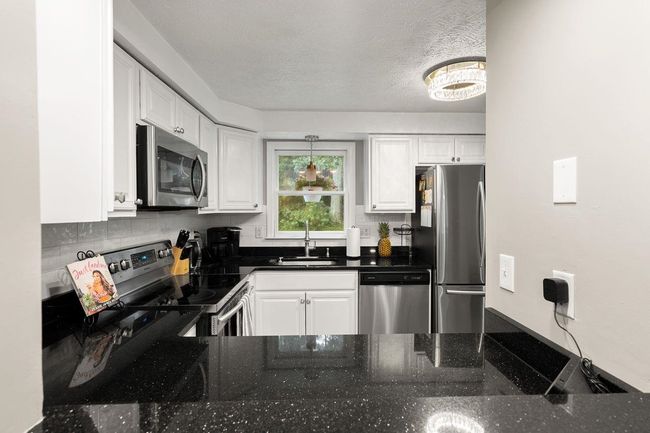 UNIT-19 - 15 Culver St, Condo with 2 bedrooms, 2 bathrooms and null parking in Plaistow NH | Image 15