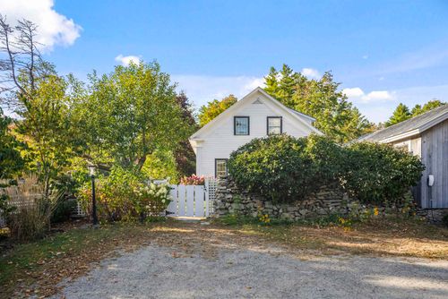 3715 Vt Route 11, Londonderry, VT, 05148 | Card Image