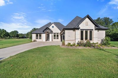 Beautiful Boyd Builder Inc. Custom Home! | Image 1