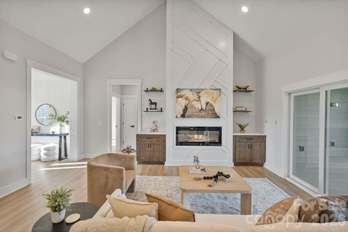 1135 Stonegate Dr, Salisbury, NC, 28147-6016 | Card Image