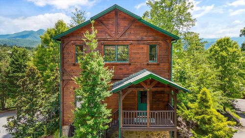 745 Mountain Stream Way, Gatlinburg, TN, 37738 | Card Image