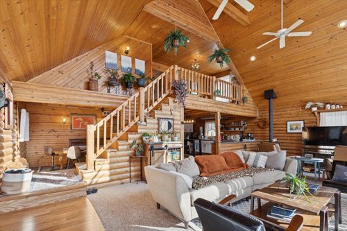 8484 N Rollin Hwy, Addison, MI, 49220-9750 | Card Image