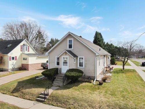 522 W Foster St, Tomah, WI, 54660-1425 | Card Image