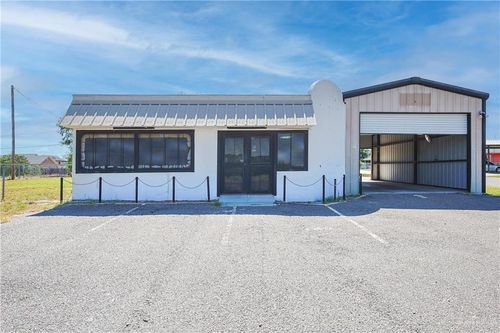 2114 Guadalupe Flores Rd, Sullivan City, TX, 78595 | Card Image