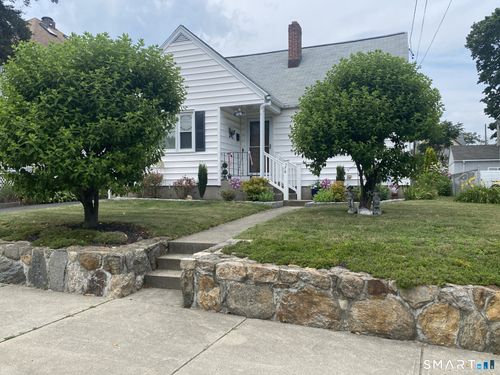 376 Fairview Ave, Bridgeport, CT, 06606-4601 | Card Image