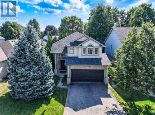 1579 Devos Dr, London, ON, N5X4K8 | Card Image