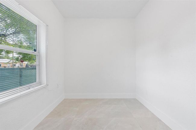 1810 Nw 47 Th St, House other with 4 bedrooms, 2 bathrooms and null parking in MIAMI FL | Image 16
