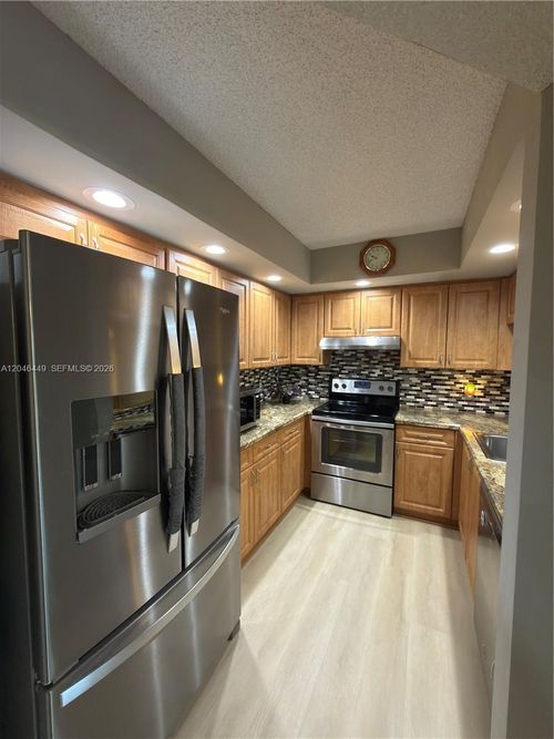 314k-1300 Sw 125th Ave, Pembroke Pines, FL, 33027-7119 | Card Image