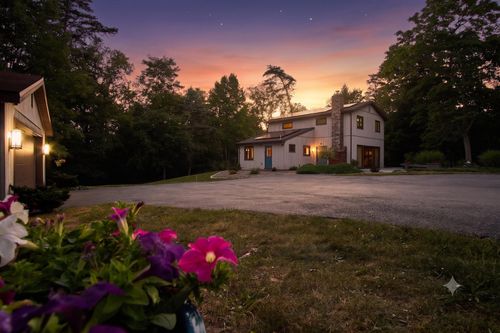 1911 Longs Gap Rd, CARLISLE, PA, 17013-8608 | Card Image