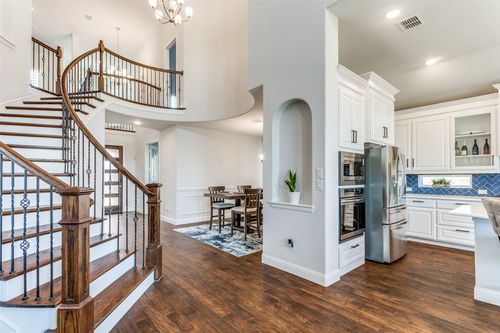 7021 Broomsedge Dr, Argyle, TX, 76226-2761 | Card Image