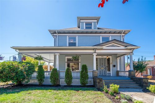 703 E St, Centralia, WA, 98531-4746 | Card Image