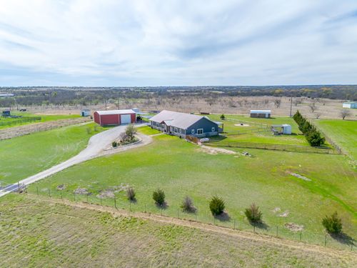 19611 N County Line Rd, Ponder, TX, 76259-4113 | Card Image