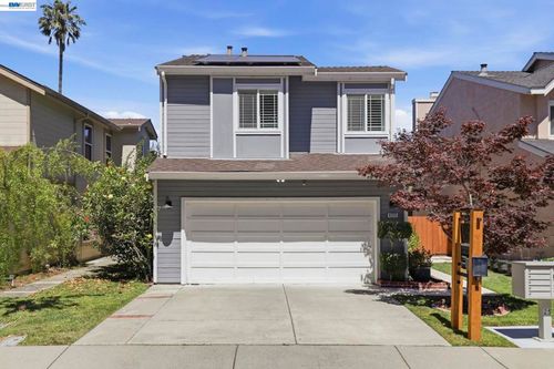 4773 Ridgewood Dr, Fremont, CA, 94555-2840 | Card Image