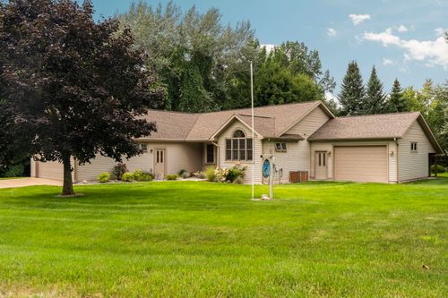 9550 Lakeside Dr, Alden, MI, 49612-9506 | Card Image