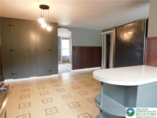 2012 State St, House other with 3 bedrooms, 1 bathrooms and null parking in Alburtis PA | Image 15