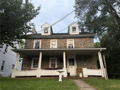 5984 Main St, Center Valley, PA, 18034-8424 | Card Image
