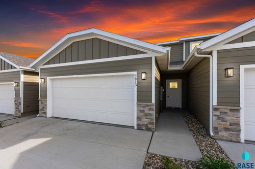 4613 E Whisper Ridge Pl Place, Sioux Falls, SD, 57108 | Card Image
