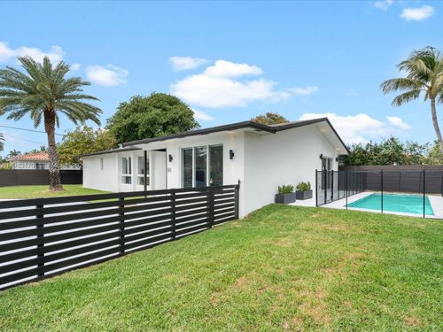 301 88th St, Surfside, FL, 33154-3410 | Card Image