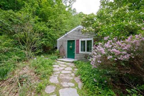 93 North Rd, New Ipswich, NH, 03071-3828 | Card Image