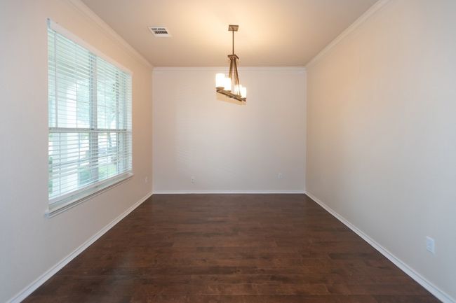 7617 Covered Bridge Dr, House other with 5 bedrooms, 4 bathrooms and 2 parking in Austin TX | Image 4