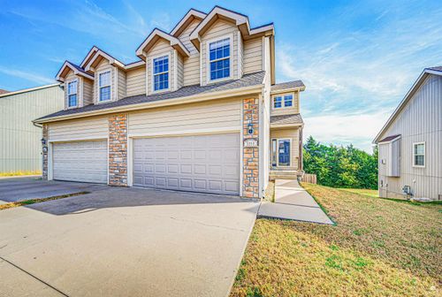 2209 Brooke Bend, Junction City, KS, 66441 | Card Image