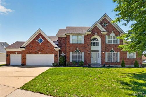 4216 Corrales Dr, Florissant, MO, 63034-3489 | Card Image