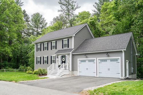 39 Staples St, Billerica, MA, 01821-2150 | Card Image