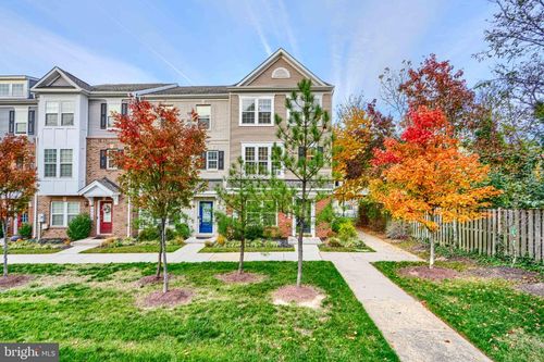 3017 Duvall Ridge Rd, LANDOVER, MD, 20785-1951 | Card Image