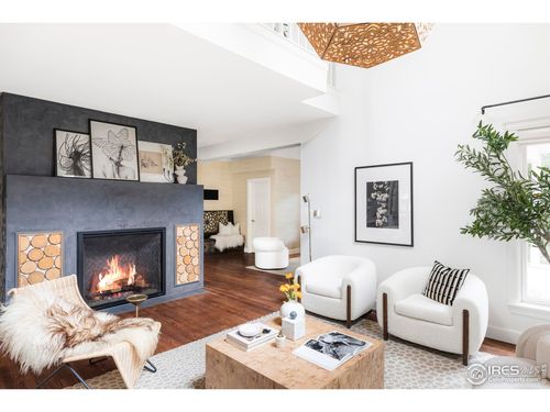 1070 Juniper Ave, Boulder, CO, 80304-1728 | Card Image