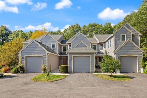 142-142 Cannon Forge Dr, Foxboro, MA, 02035 | Card Image
