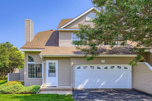 7293 Savanna Ct, Lino Lakes, MN, 55014-1198 | Card Image