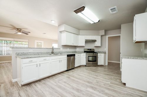 11659 Evesborough Dr, Houston, TX, 77099-1905 | Card Image