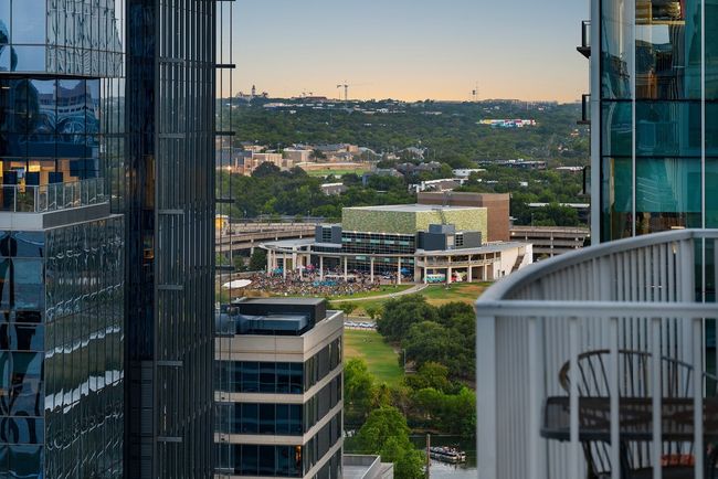 City view from balcony | Image 26