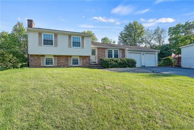 4973 Dahlia Circle, House other with 3 bedrooms, 2 bathrooms and null parking in Clay NY | Image 3