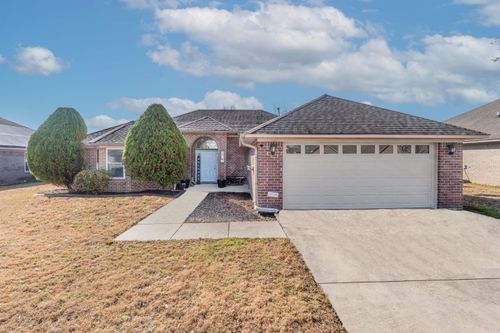 15 Weatherton Dr, Vilonia, AR, 72173-9665 | Card Image