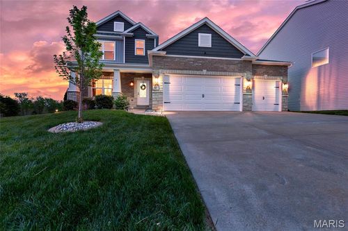 821 Grant Park Ct, Wentzville, MO, 63385-8489 | Card Image
