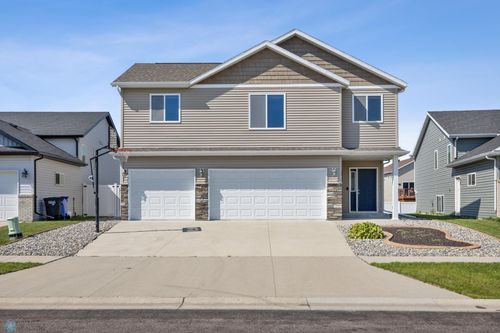 5997 58th Ave S, Fargo, ND, 58104-5706 | Card Image
