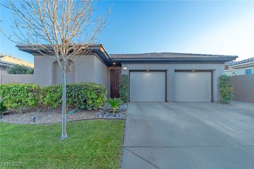 17 Chatmoss Rd, Henderson, NV, 89052-6651 | Card Image