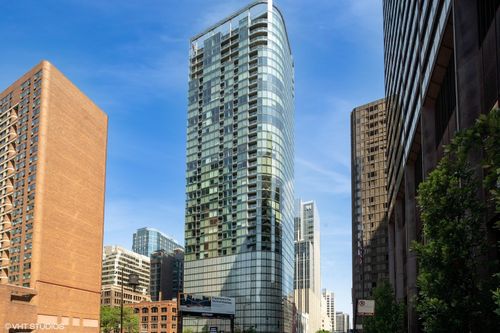 2404-600 N Fairbanks Ct, Chicago, IL, 60611-5855 | Card Image