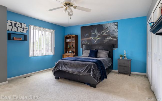SECOND BEDROOM | Image 18