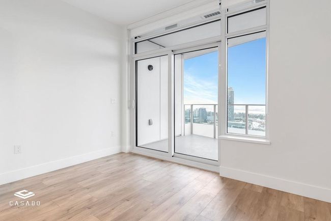 2907 - 10428 Whalley Blvd, Condo with 1 bedrooms, 1 bathrooms and 1 parking in Surrey BC | Image 9