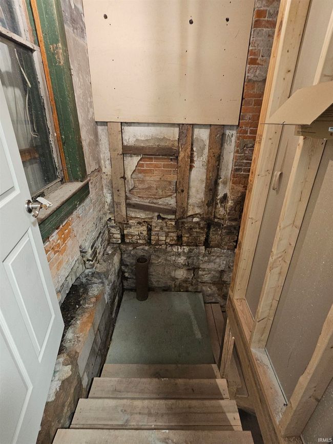 27 S Commercial St, Home with 1 bedrooms, 1 bathrooms and null parking in Worthington IN | Image 17