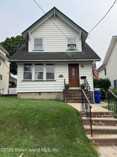 254 Rice Ave, Staten Island, NY, 10314-3032 | Card Image