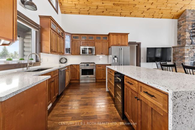 64 Mccord's Rd, House other with 5 bedrooms, 3 bathrooms and 10 parking in McKellar ON | Image 6